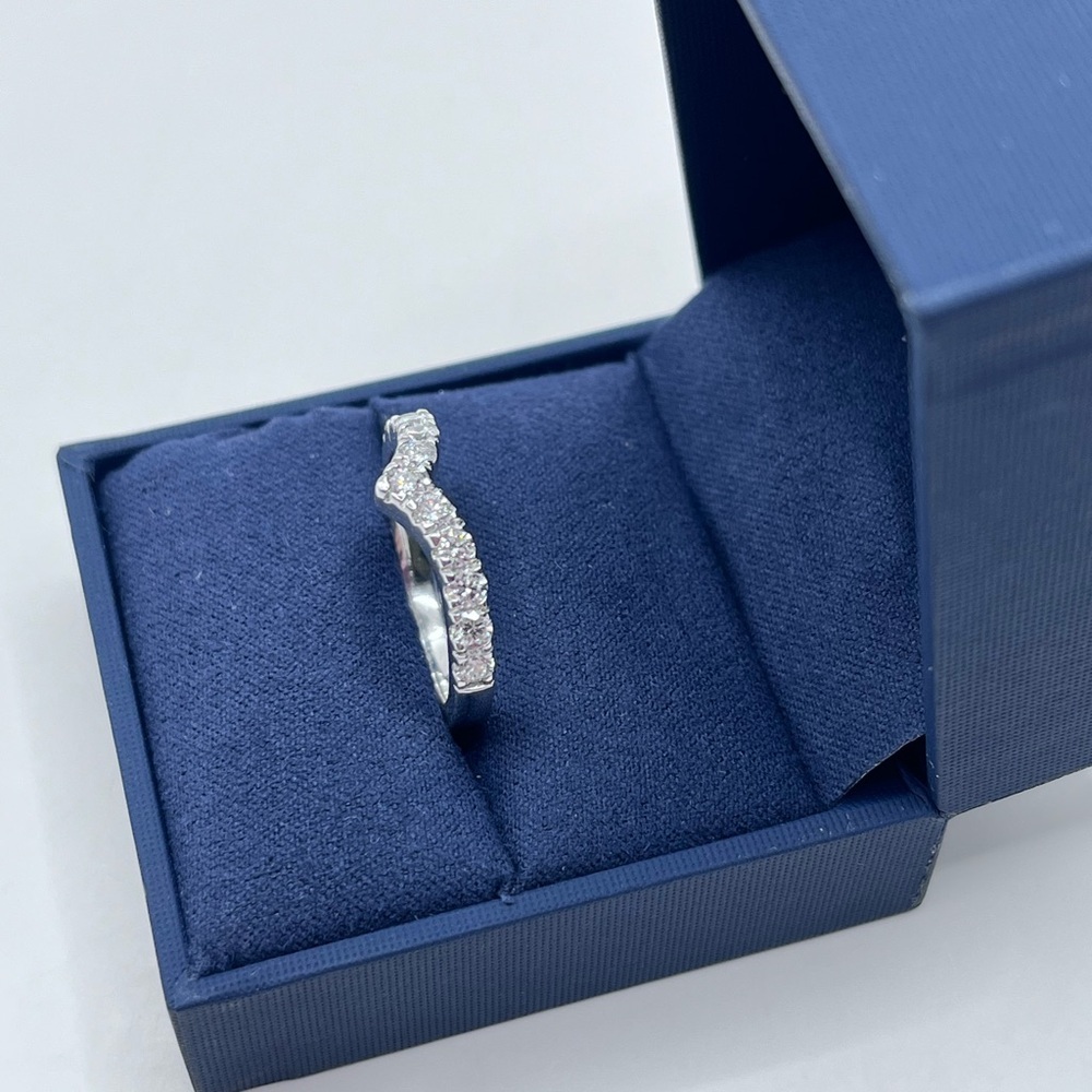 .88 cts VS2 Lab Diamond Chevron Sterling Silver Ring Size 7 - Picture 4 of 5